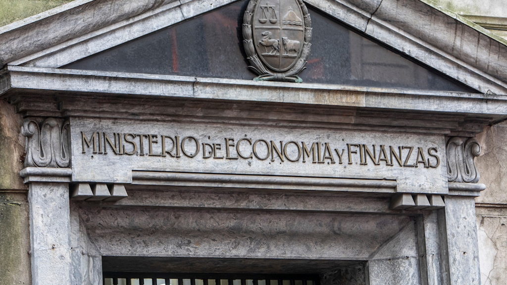 Ministerio de Economía y Finanzas. Foto: Mauricio Zina / adhocFOTOS
