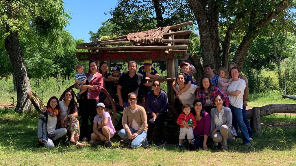 Colectivo Las Gurisas que trabaja con la producción agroecológica
