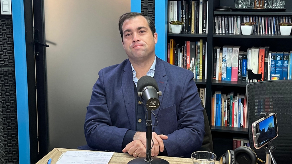 Dr. Carlos Esponda, abogado representante de inversores damnificados