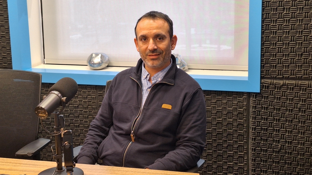 Adrián Gómez. Jefe de la División Logística de ALUR; responsable del programa “La energía se transforma: reciclá tu aceite”.