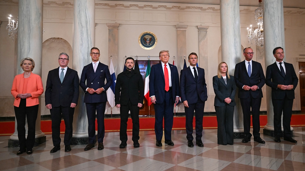 Encuentro en la Casa Blanca entre Trump, líderes europeos y Zelenski. Foto: AFP