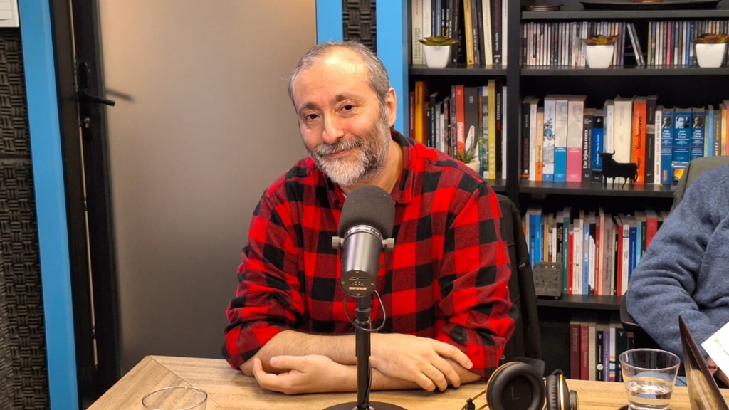 Ernesto Blanco. Doctor en Física, ex director y actual profesor titular en el Instituto de Física de la Facultad de Ciencias de la UdelaR.