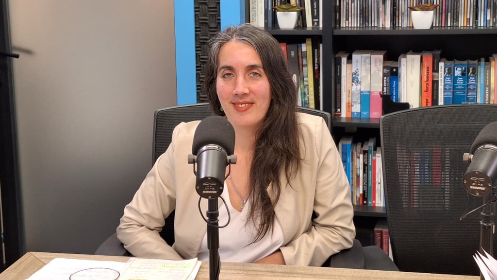 Lic. Marianela Larzabal. Directora del Instituto Nacional de los Mayores (Inmayores), del Ministerio de Desarrollo Social, y licenciada en Sociología, artista y activista social en derechos humanos y feminismo.