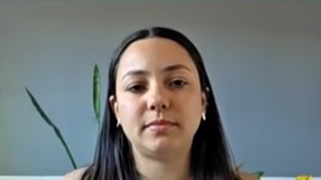 Florencia Da Rosa.
Estudiante de la Licenciatura en Tecnologías de la Información de UTEC (sede Melo) y participante del equipo que desarrolló MoviMelo.