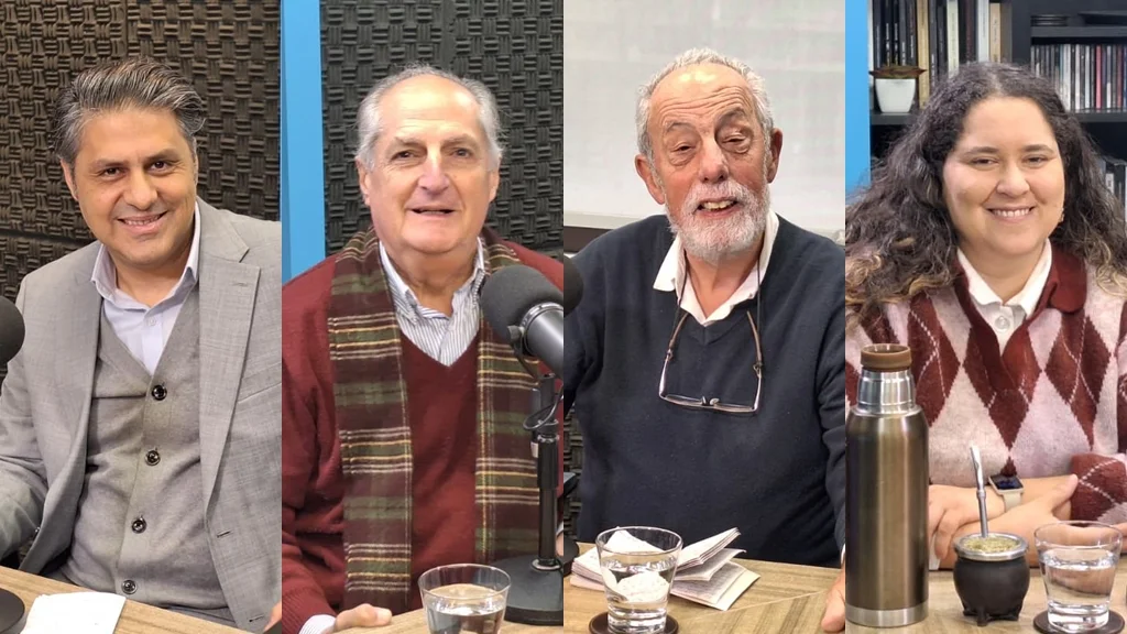 La Tertulia de los Lunes con Martín Bueno, Juan Gabito, Miguel Fernández Galeano y Lucía Zapata.