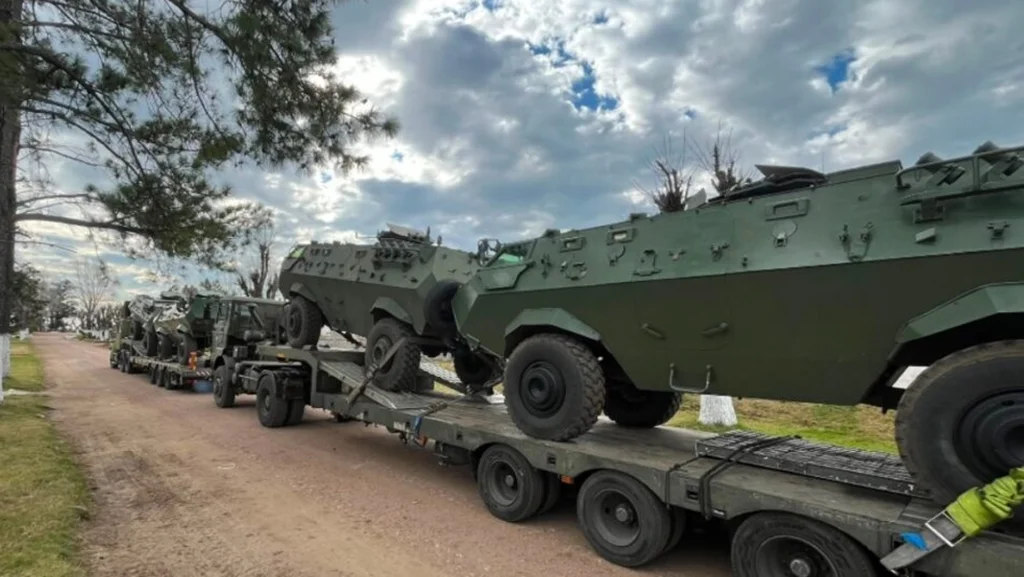 Vehículos RPZ Cóndor. Foto: Ejército de Montevideo